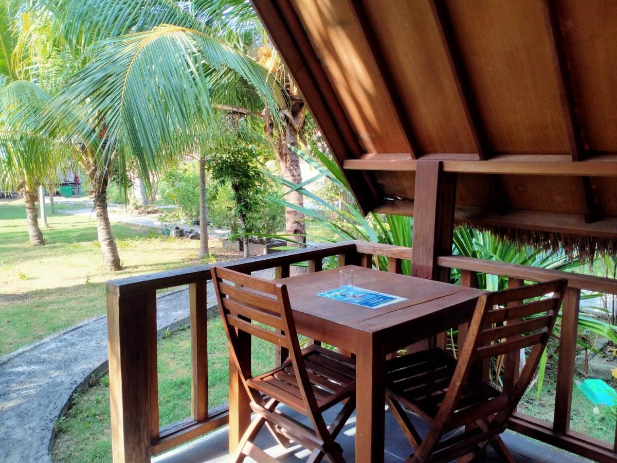 גילי מנו Dea Gili Cottages מראה חיצוני תמונה
